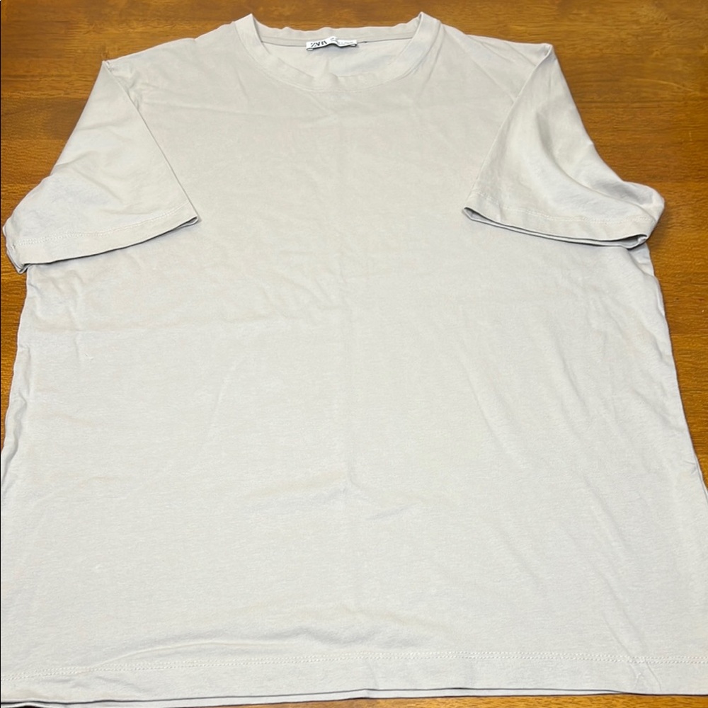Zara Gray & pistachos Short Sleeve Tee size large - Picture 3 of 6